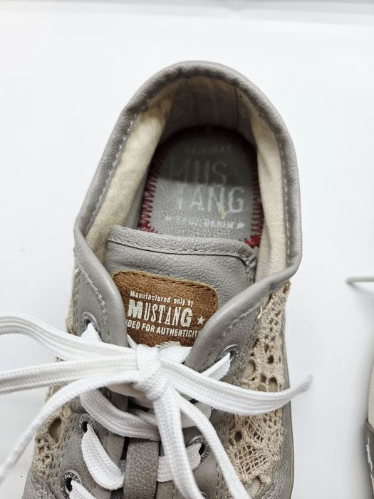 Szare półbuty Mustang 41 trampki koronka białe sznurówki sneakersy