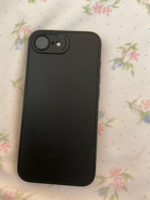Iphone 16e como novo
