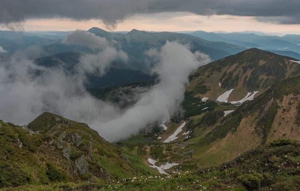 Оренда Автобусів Карпати.Тури по Україні .Екскурсії.закарпаття.
