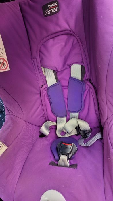 Дитяче автокрісло britax-romer chicco recaro