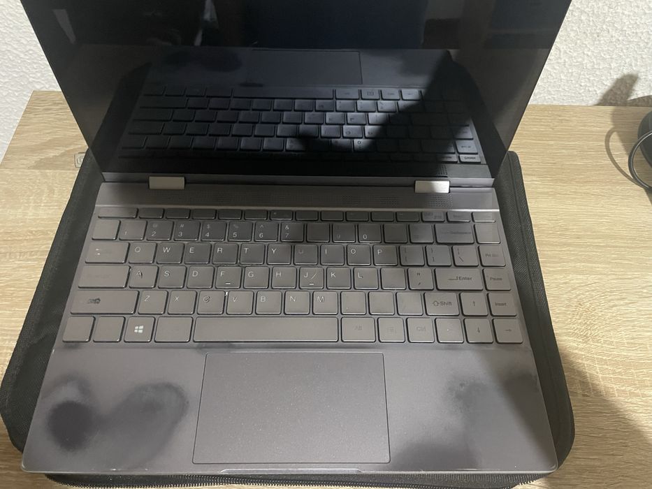 Portatil  BMAX Y13503306081461217281