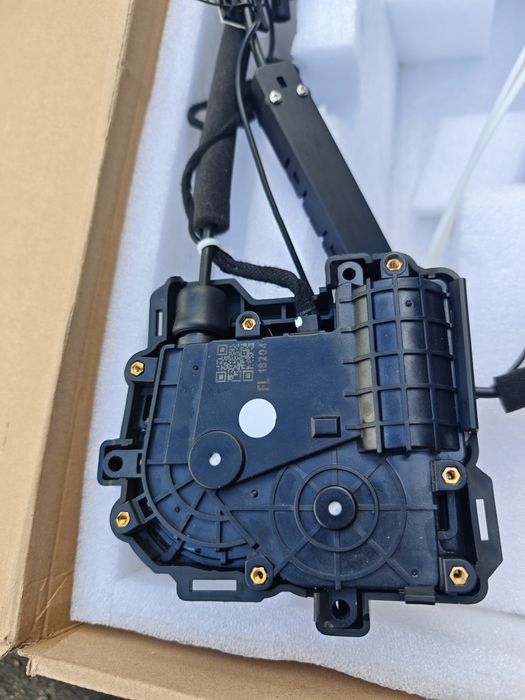 Дотяжки доводчики дверей bmw g42 g87