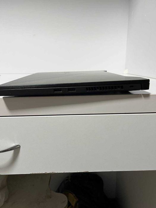 Потужний ігровий ноутбук ASUS ROG Zephyrus G15 (Ryzen 9, RTX 2060, 16GB)