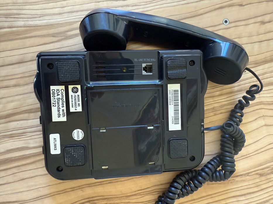 Продам стаціонарні кнопочні телефони