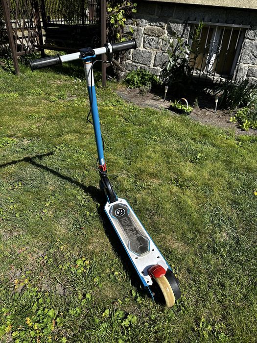 Hulajnoga elektryczna Zinc Volt XT11