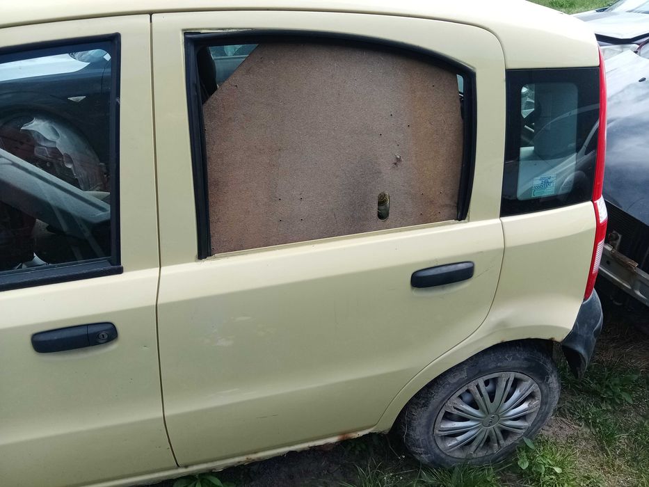 Fiat Panda II klapa bagażnika drzwi tylne zderzak tylny