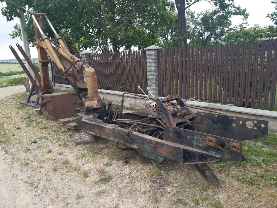 Продам установку ескаватор ЮМЗ 6