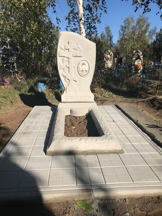 Плиты противоусадочные под памятник.