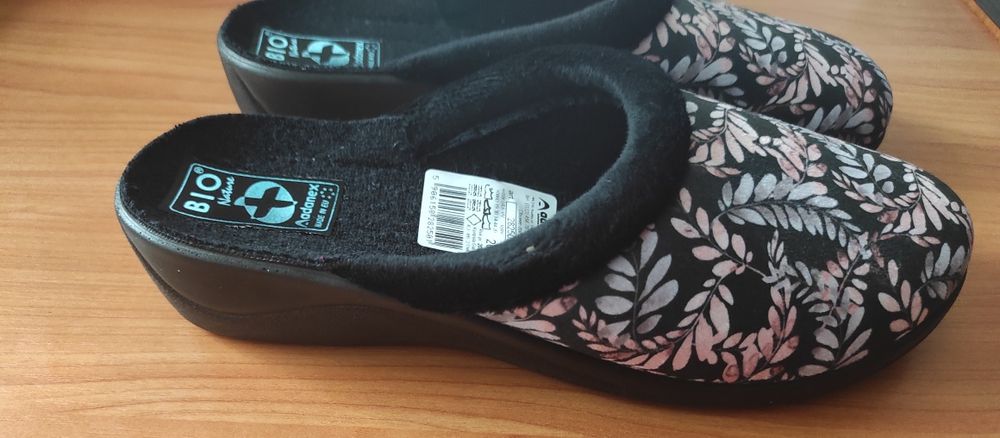 Kapcie ADANEX 37-40.