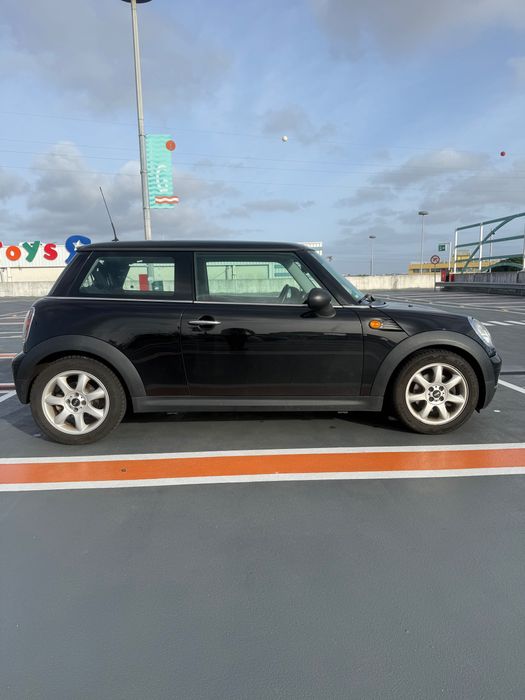 Mini Cooper One Caixa Automática