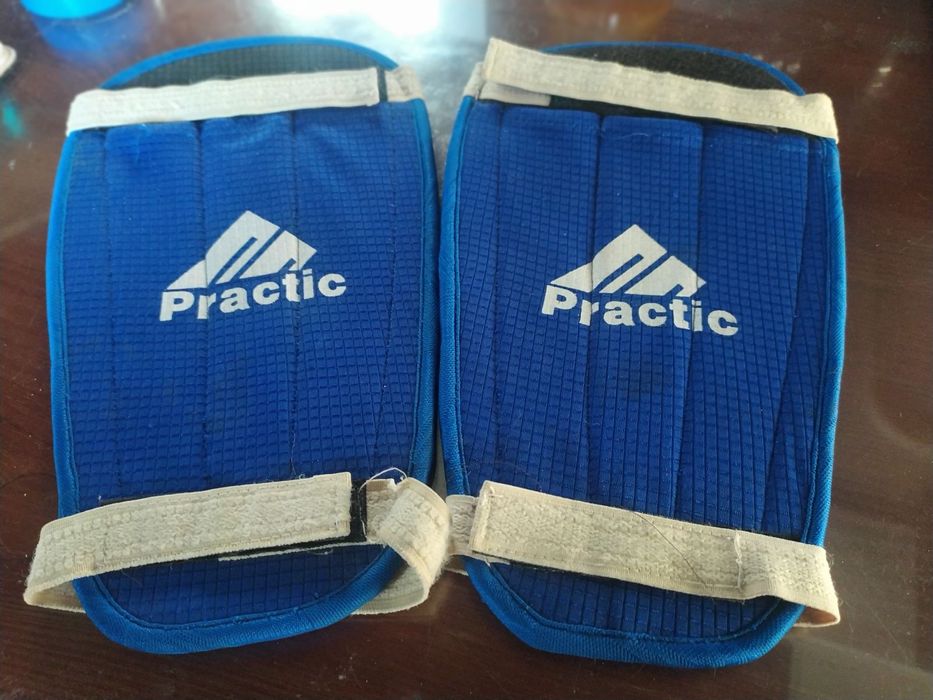 Щитки защита голени спорт