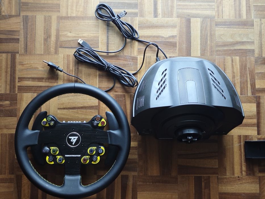 Thrustmaster T300 Ferrari GTE Edition
