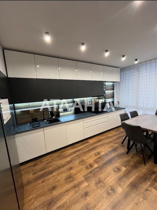 Продаж 3 км квартири по вул. В.Великого Дубляни