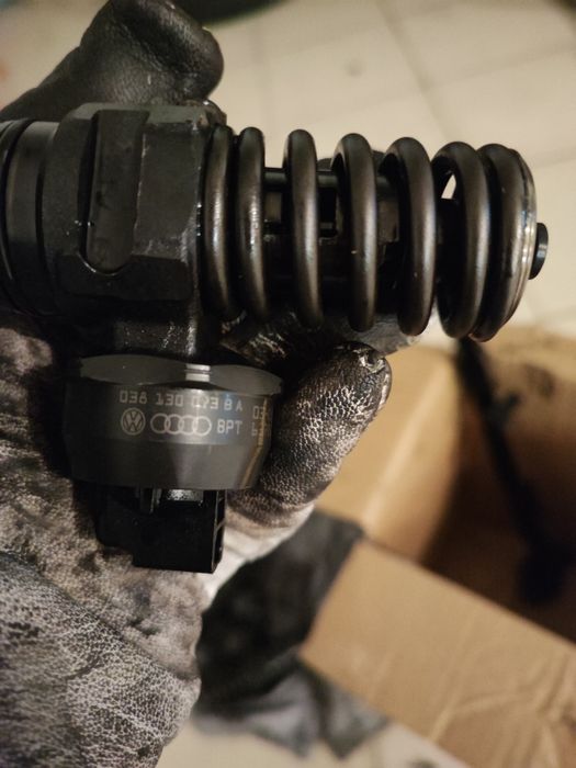 Injetor bomba Audi A4 1.9 D b6