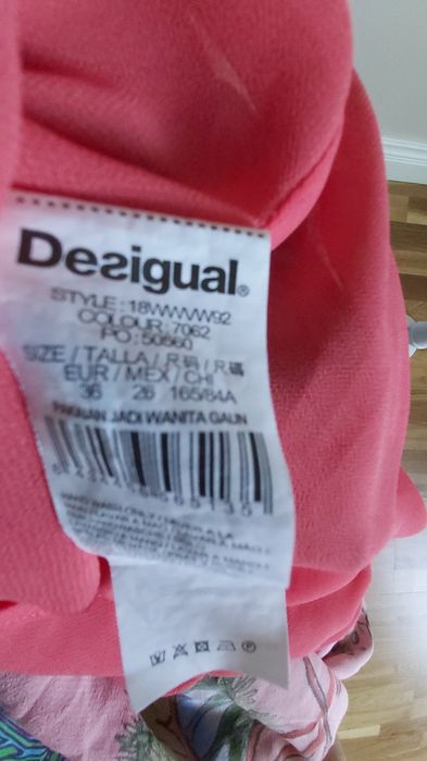 Sukienka Desigual 36 bardzo oryginalna mini
