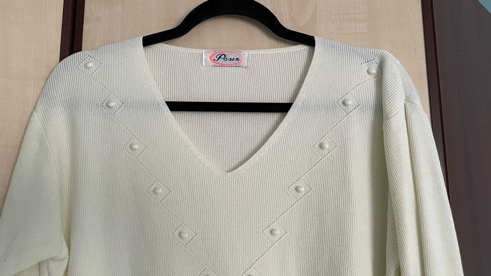 Sweterek damski Pasin.