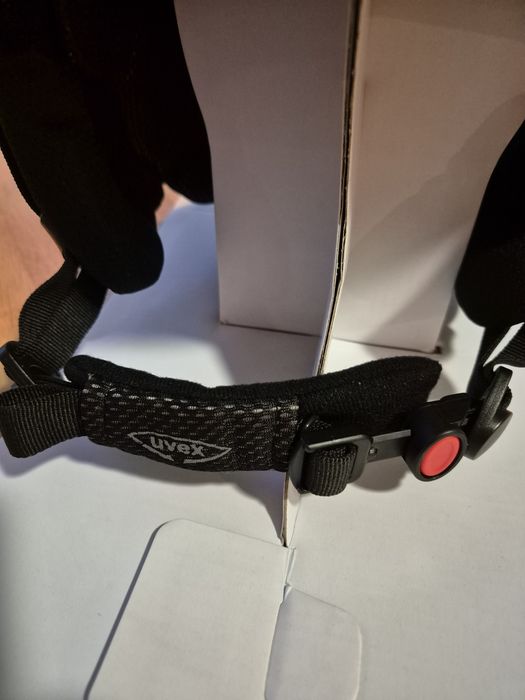 Kask narciarski Uvex rozm L