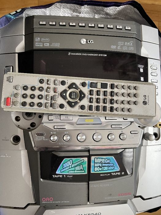 LG LM-K5540, DVD Mini Karaoke System