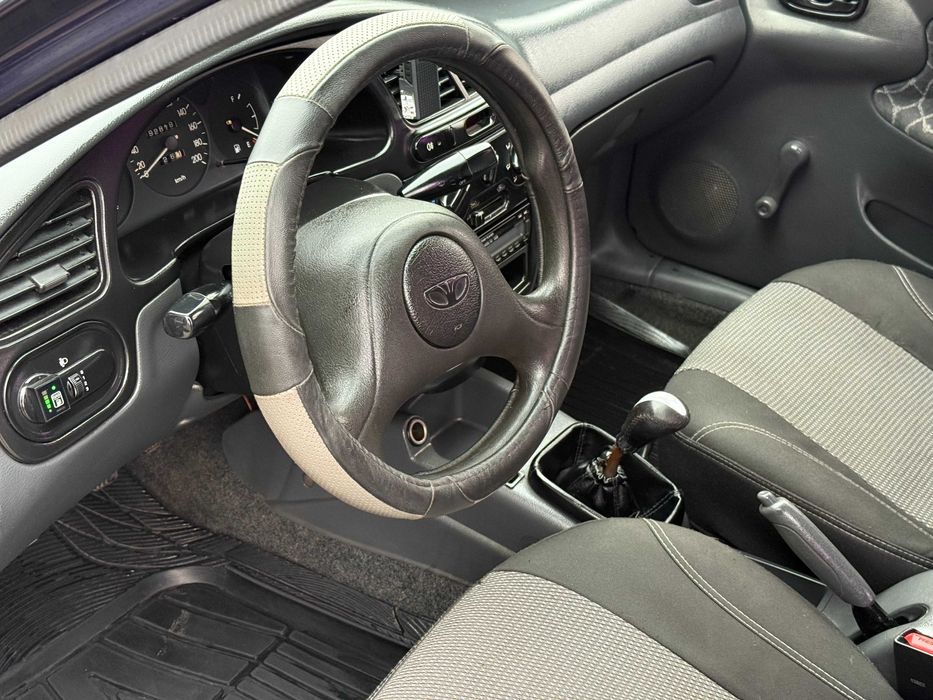 Продам DAEWOO ЗАЗ- LANOS 2003р 1.3 газ-бенз 4-пок