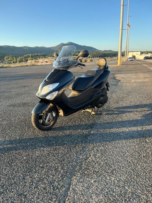 Yamaha majesty 125cc material