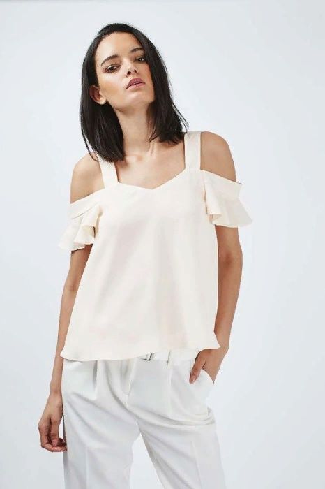 Пудровый топ с открытыми плечами topshop XXS