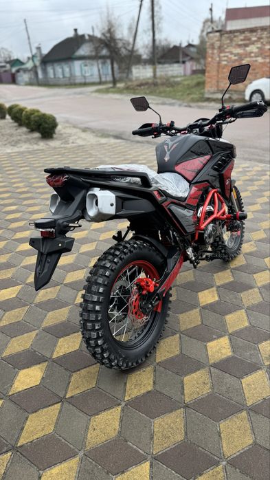 Текен SPARK SP300T-1 новий