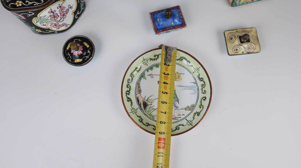 3 Bules miniatura + 1 prato esmalte de cantão