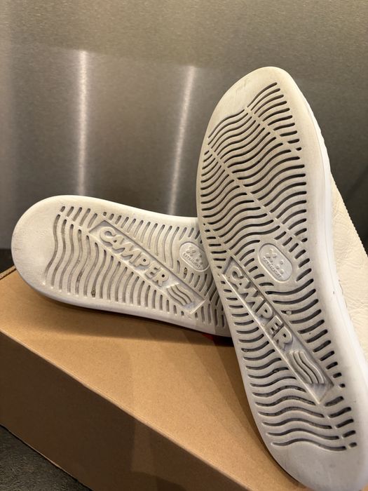 Camper roz.41 kremowe sneakersy - skora.