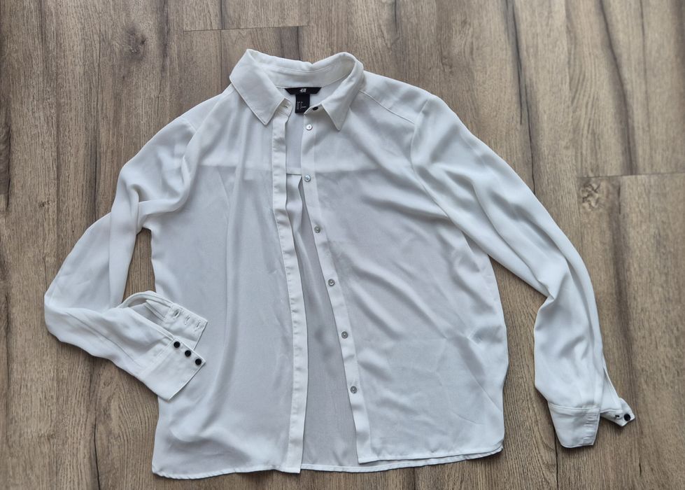 H&M koszula 34/36
Kolor śmietankowy 
Stan bdb