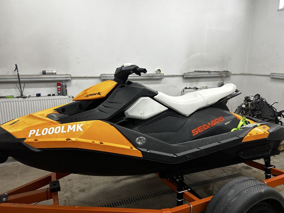 SeaDoo Seadoo Spark 3UP 900 Solas 90 / 115koni !!