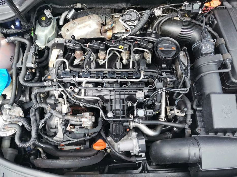 silnik kompletny audi vw skoda 1.6 tdi cay cayc 77kw 105 km