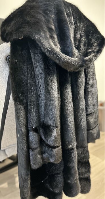 Норкова шуба (натуральне хутро)