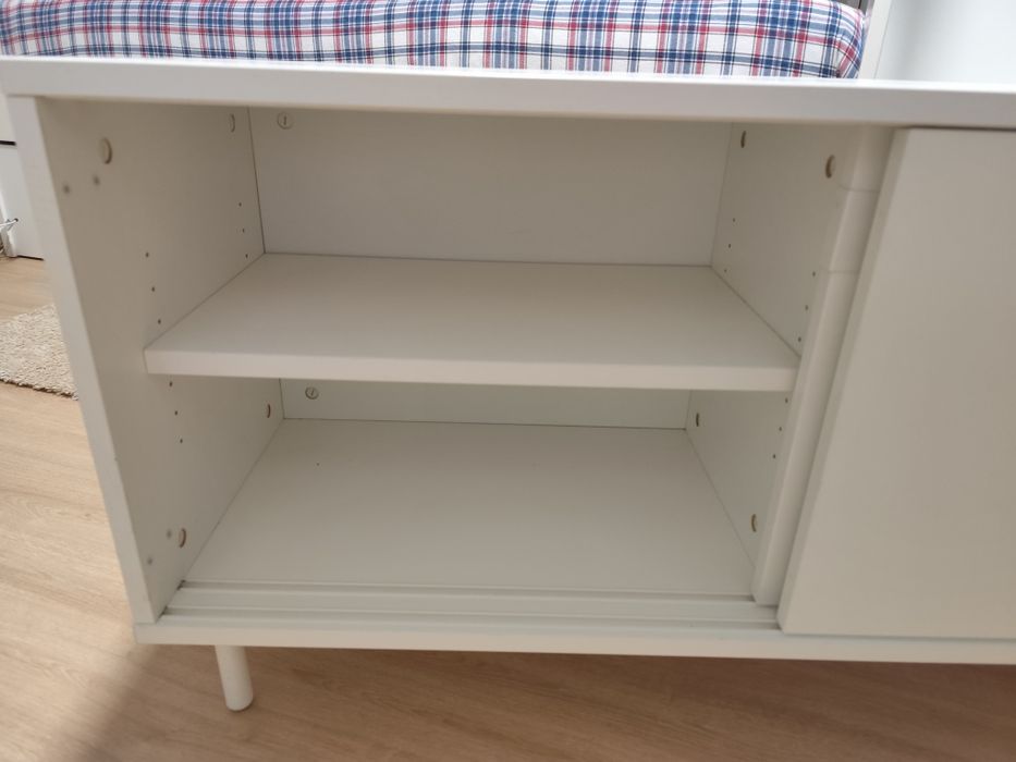 Sapateira ikea mackapar
