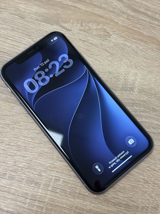 iPhone 11  128 GB – stan idealny