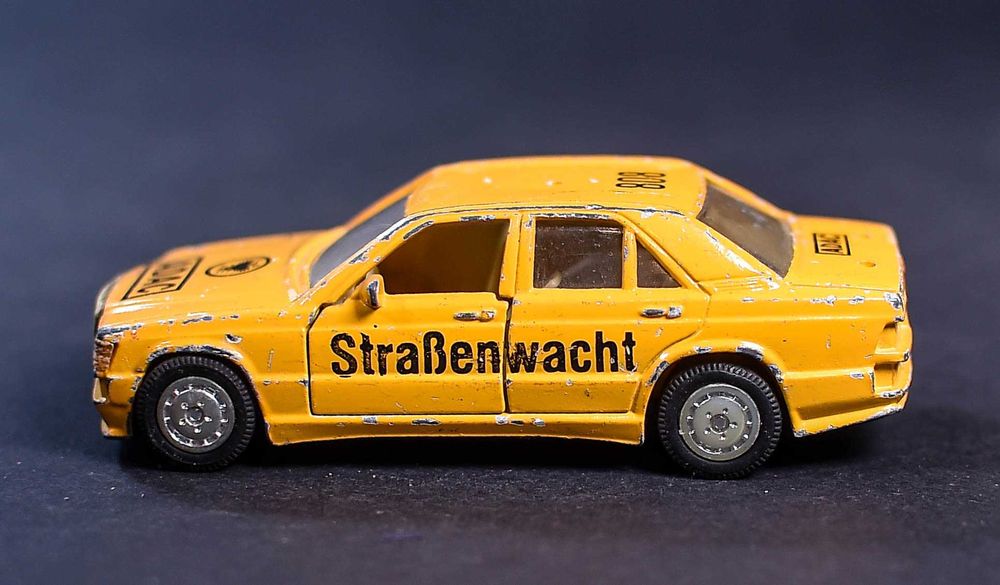 Mercedes 190E 2.3-16 ADAC