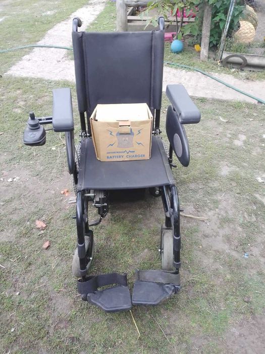 Крісло колісне Rumba з електричним приводом та сервокеруванням