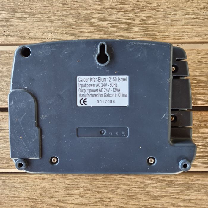 Programador de Rega Galcon AC 8 GQ para Peças/Reparação