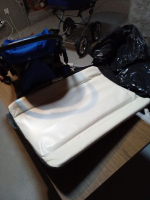 Wózek dla dziecka, nosidełko