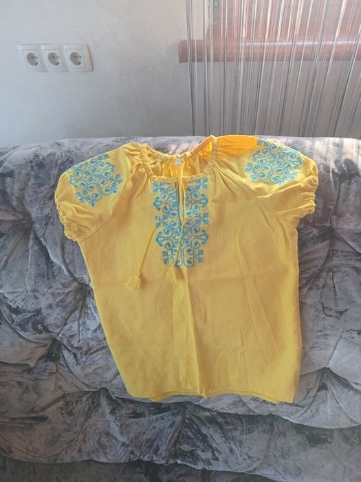 Вишиванка для дівчинки