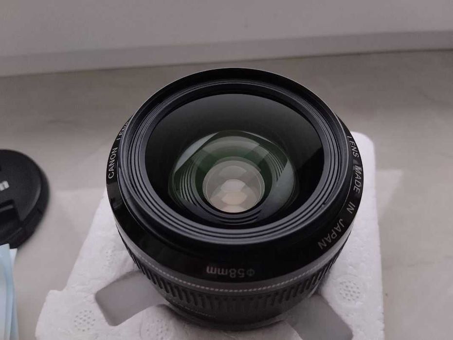 Обєктив Canon EF 28mm f/1.8 USM фікс.Заводський комплект.