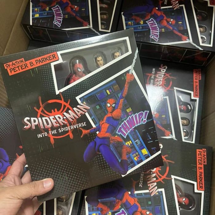 Колекційна фігурка Spider-Man (Пітер Б. Паркер)