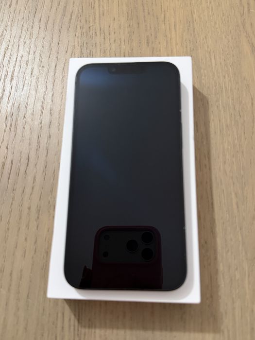 Iphone 14 azul escuro