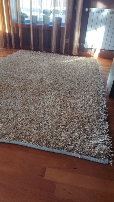 Tapete carpete beje dourado