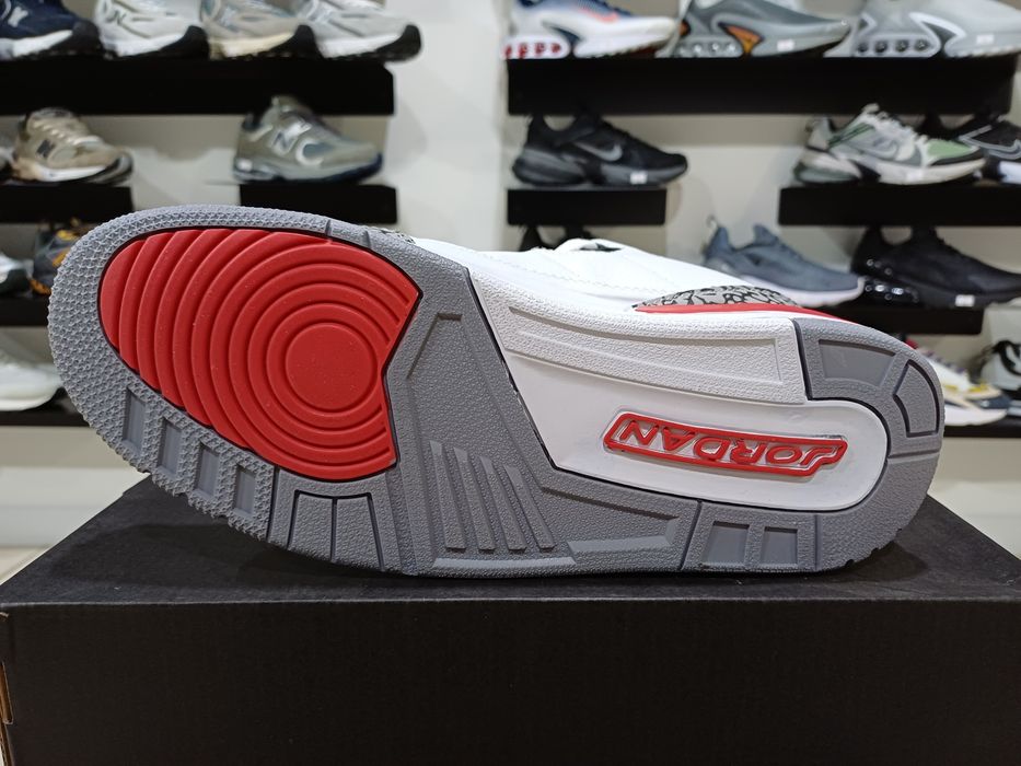 Кросівки чоловічі Jordan 3 Retro