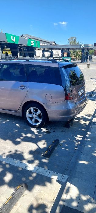 Мітсубісі грандіс в доброму стані