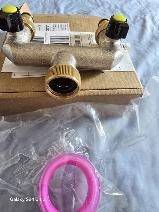 Saída dupla para torneiras