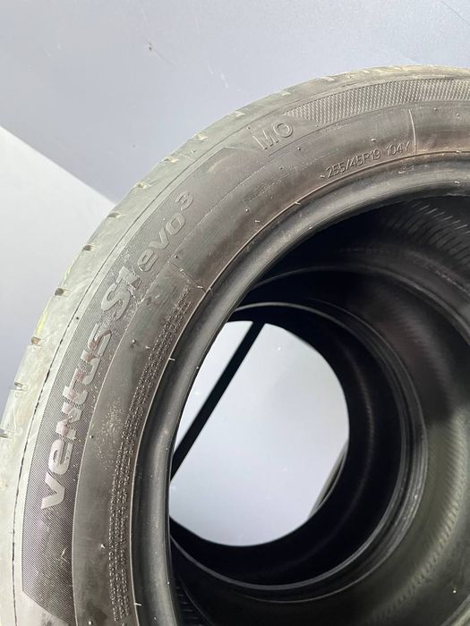 Шины БУ 285 40 255 45 R 19 HANKOOK s1evo3 MO Разноширокий Лето резина