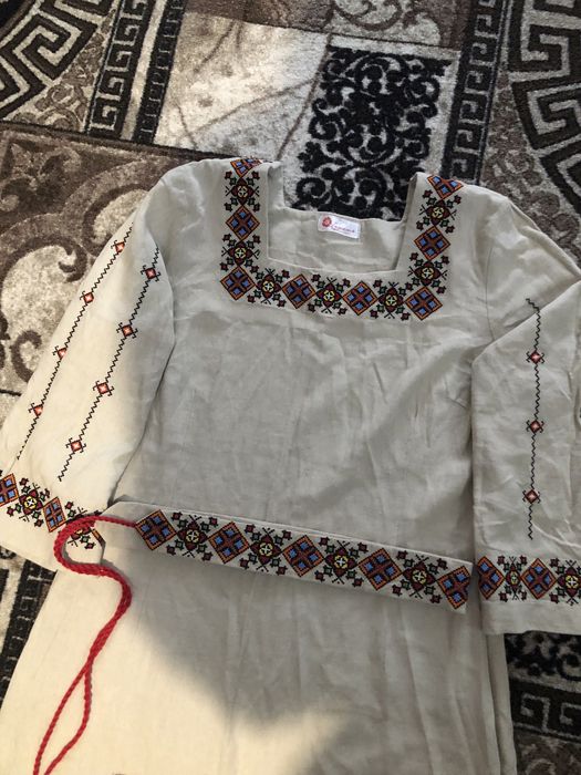 Вишите плаття 42 розмір