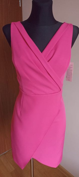 Piękna nowa sukienka fuksja rozmiar 40