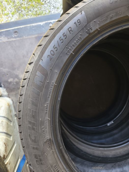 Komplet opon letnich Michelin,prawie Nowe!!! 205/55 R19